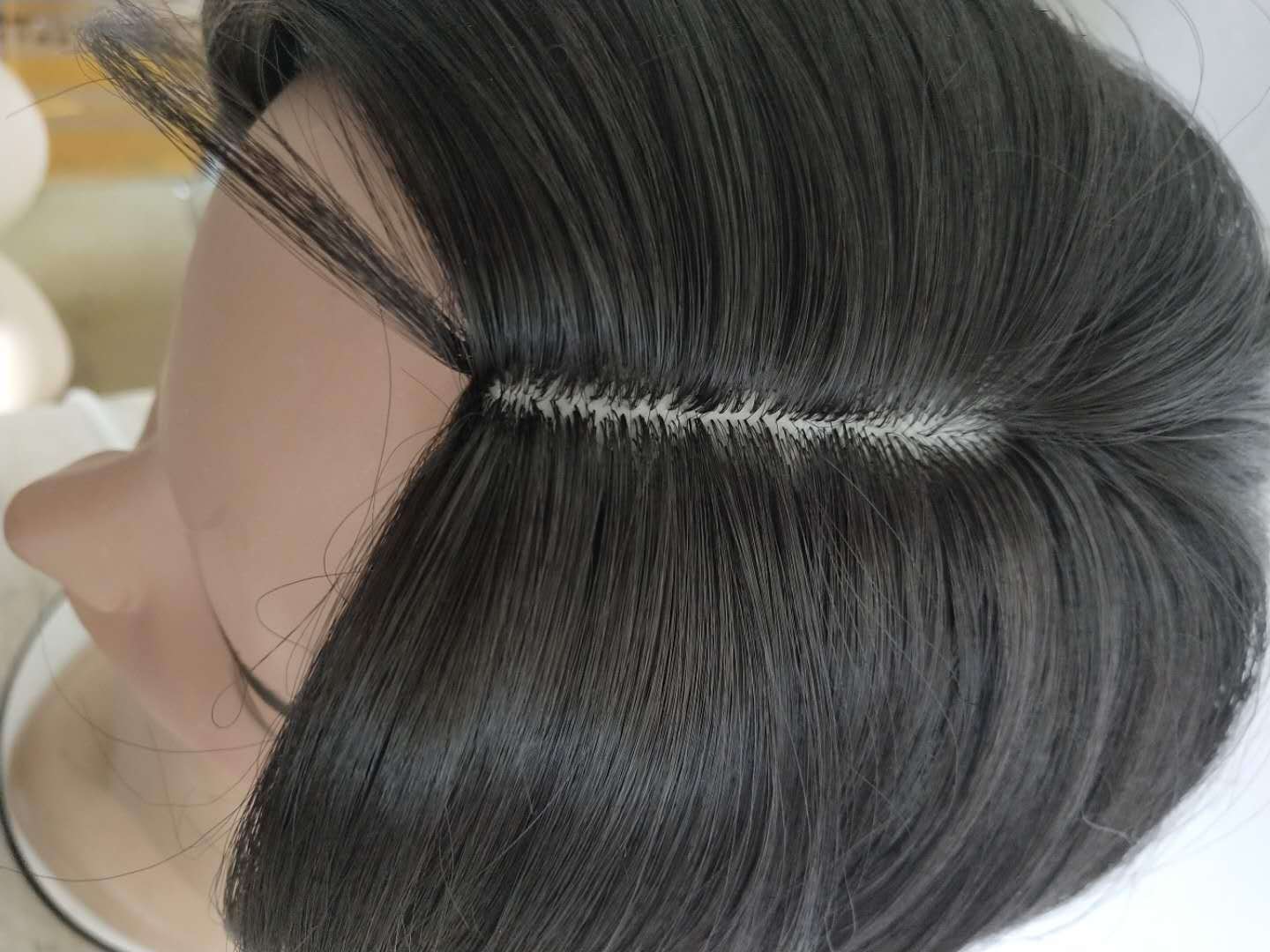 Part short wig cover sexy and elegant