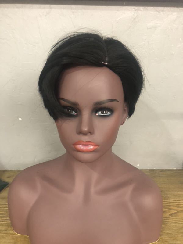 Part short wig cover sexy and elegant